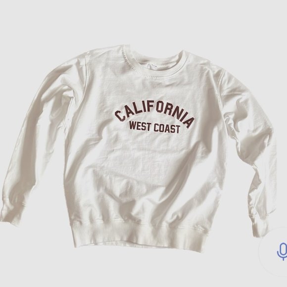 Other - 2/$20 White California West Coast Crewneck Sweatshirt